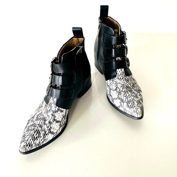 RAYE REVOLVE Black White Two Tone Snakeskin Toe Buckle Ankle Boots Booties 38 - Picture 2 of 15